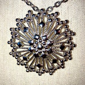 Vintage Monet silver plated pendant necklace. EUC